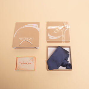 cách đóng gói cà vạt lụa cv46