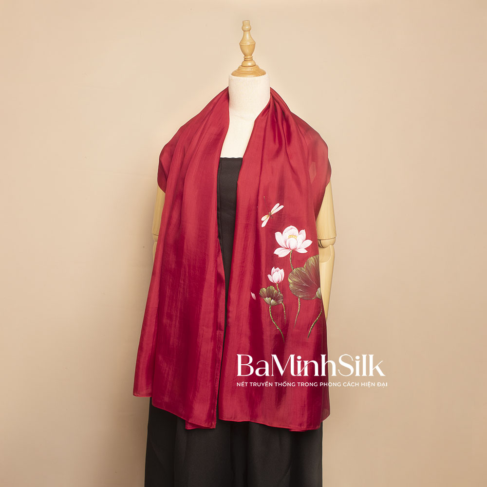 Khăn choàng lụa tơ tằm đỏ vẽ tay hoa sen, size 85x180cm – Bá Minh Silk