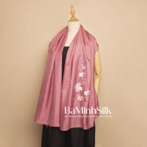khăn choàng lụa tơ tằm vẽ tay cành đào màu hồng