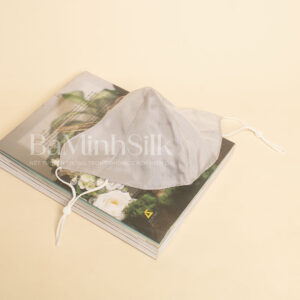 khẩu trang lụa tơ tằm chống nắng màu ghi (3)
